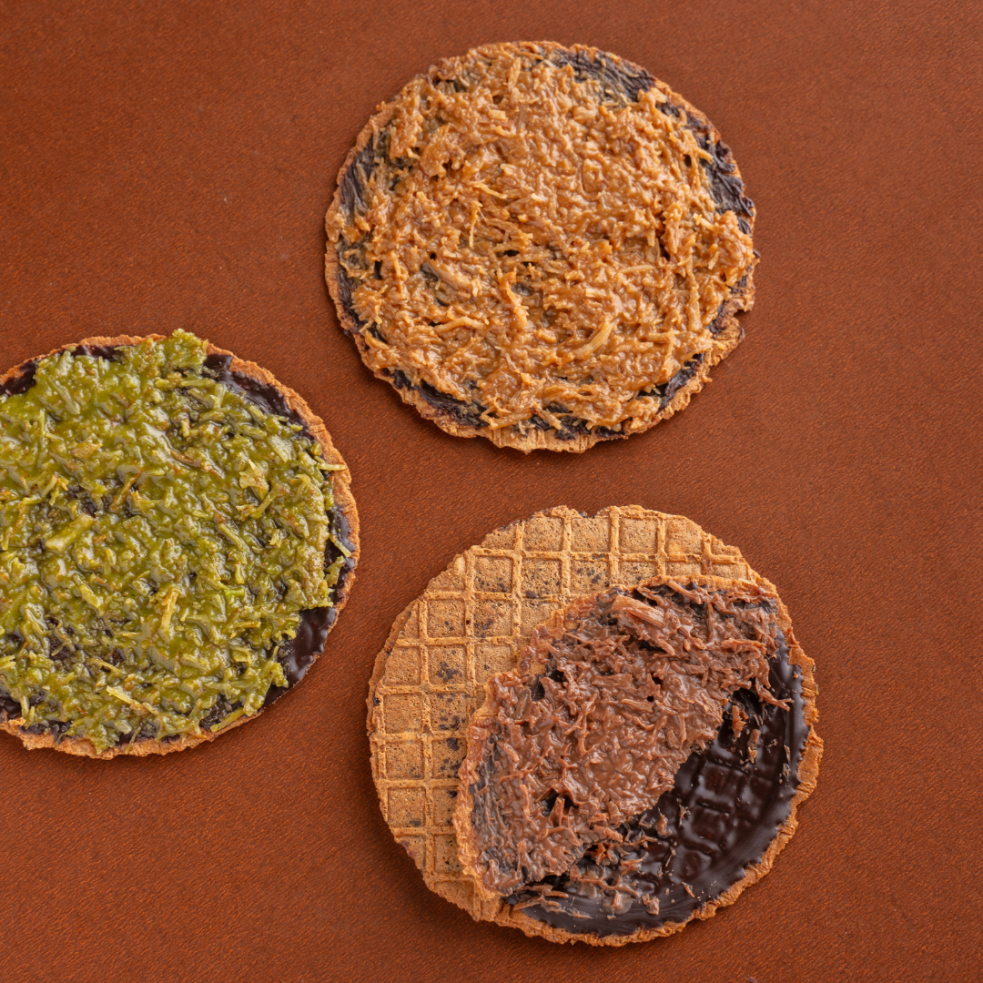 Crispy chocolate-coated waffle thins