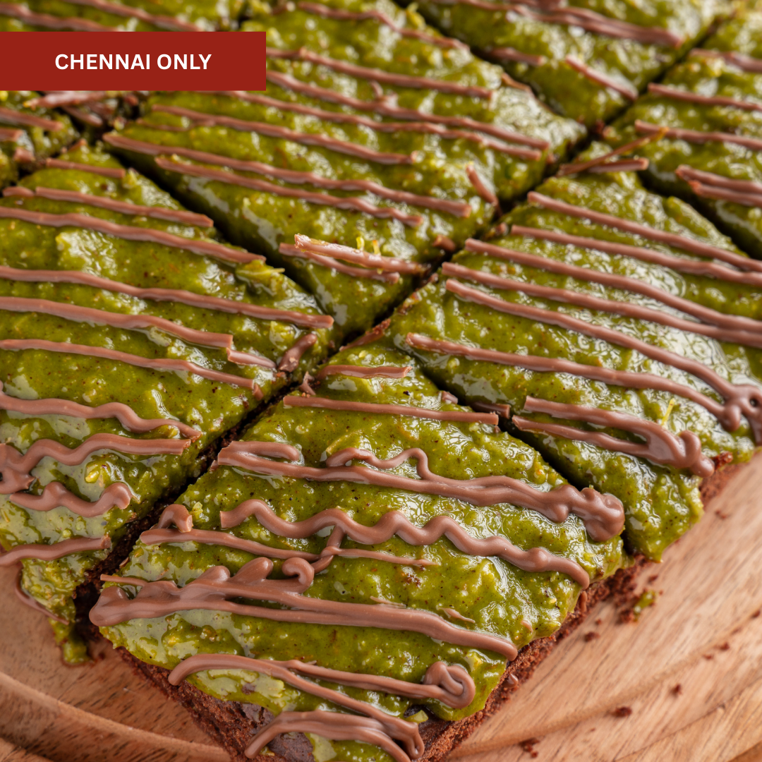 Gourmet brownie with buttery kunafa topping